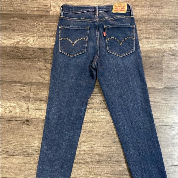 Levi 721 High Rise Skinny Jeans - Picture 2 of 2